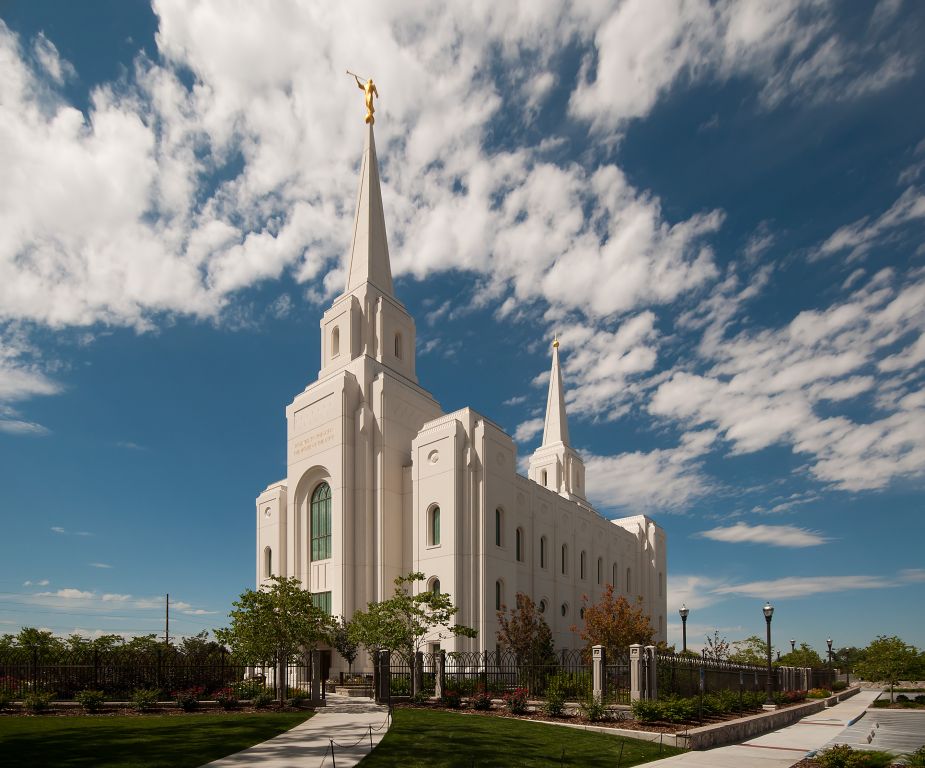 Virtual Tour of the Brigham City Utah Temple ...