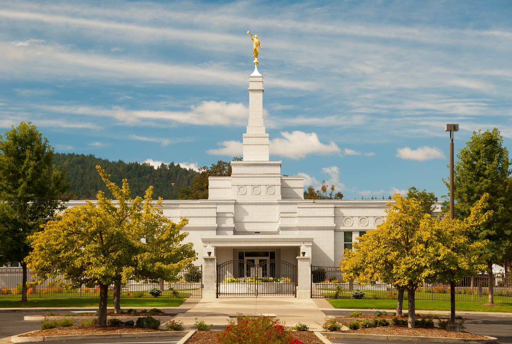 Medford Oregon Temple Photograph Gallery | ChurchofJesusChristTemples.org