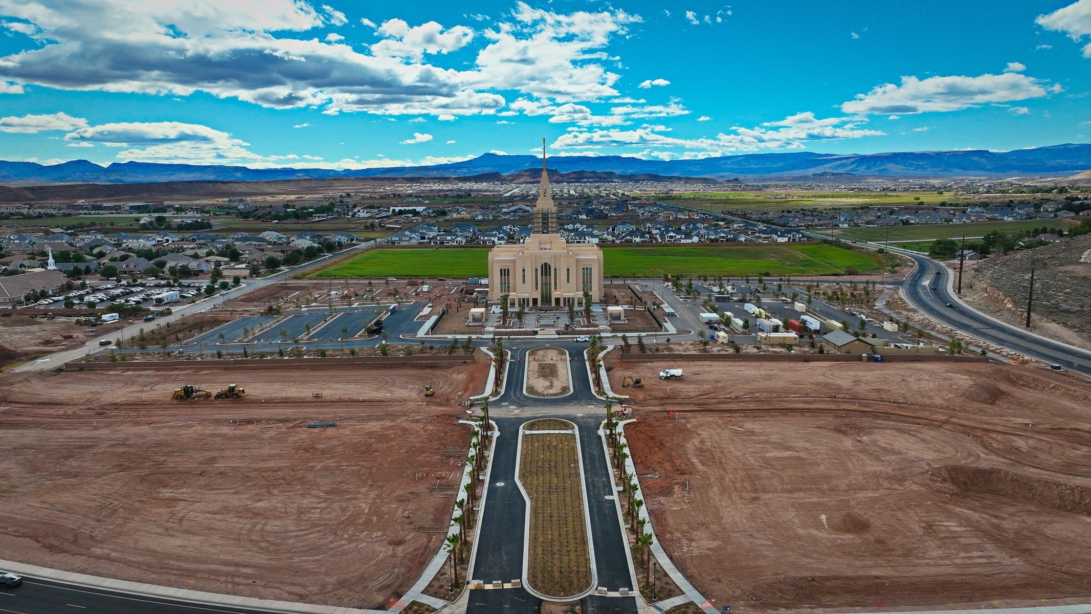 Red Cliffs Utah Temple Photograph Gallery | ChurchofJesusChristTemples.org