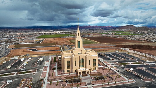 Red Cliffs Utah Temple Photograph Gallery | ChurchofJesusChristTemples.org