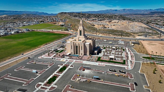 Red Cliffs Utah Temple Photograph Gallery | ChurchofJesusChristTemples.org